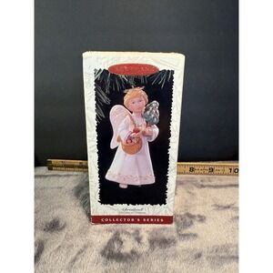 1996 Hallmark Angel Keepsake Christmas‎ Ornament Christkindl Visitors Collection